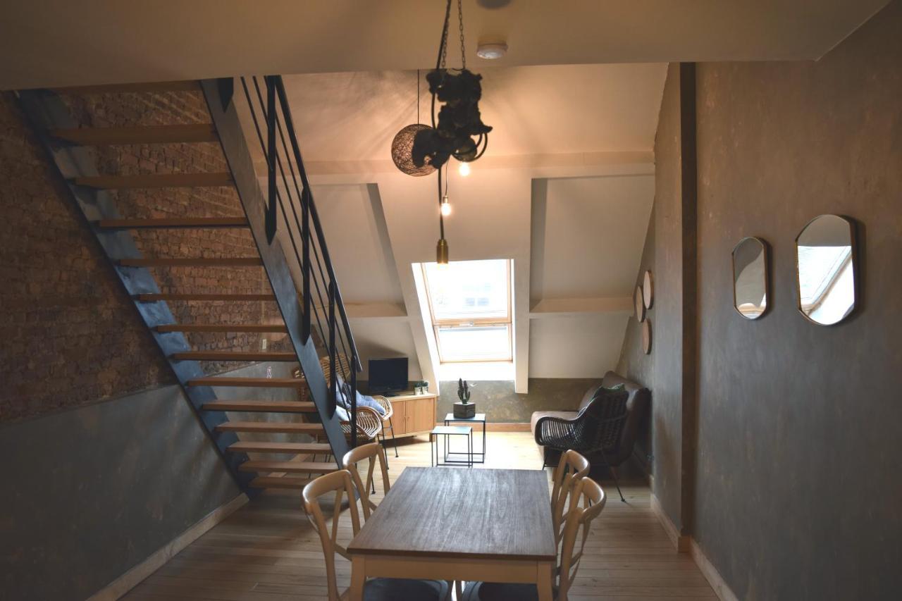 Le Patio Belle Maison En Plein Centre Ville, Avec Grande Terrasse Au Calme Bastogne Exterior foto